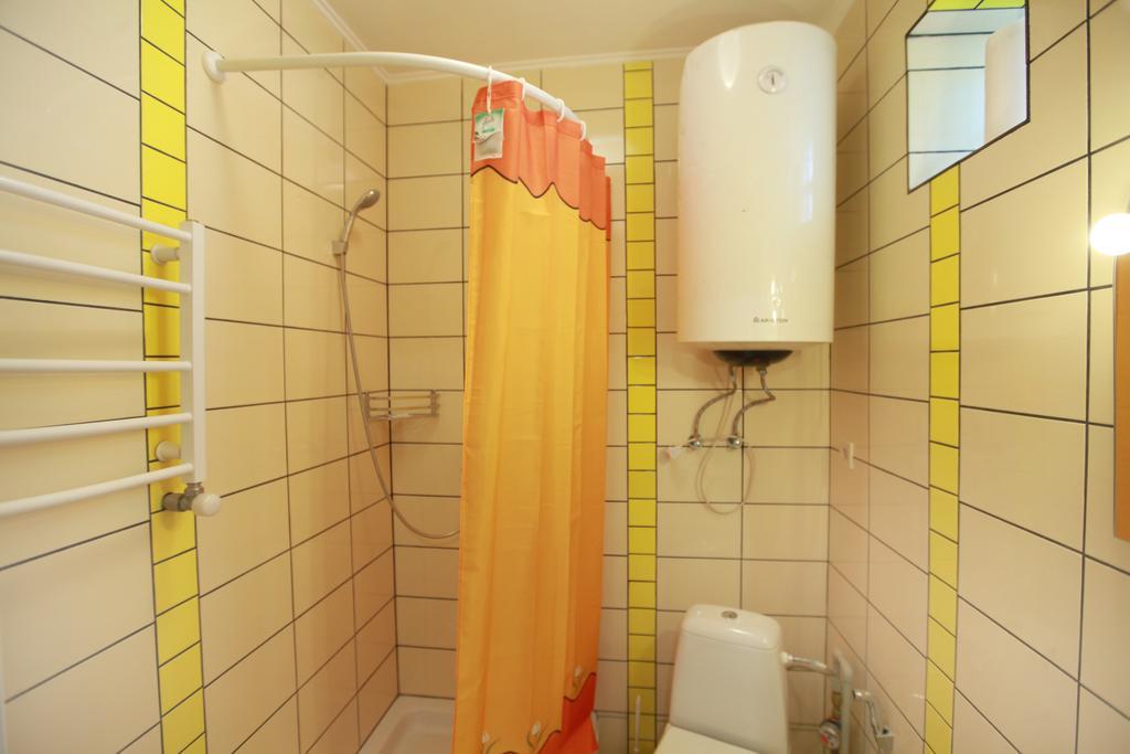 Apartment On Zaliznychna Lviv Eksteriør billede