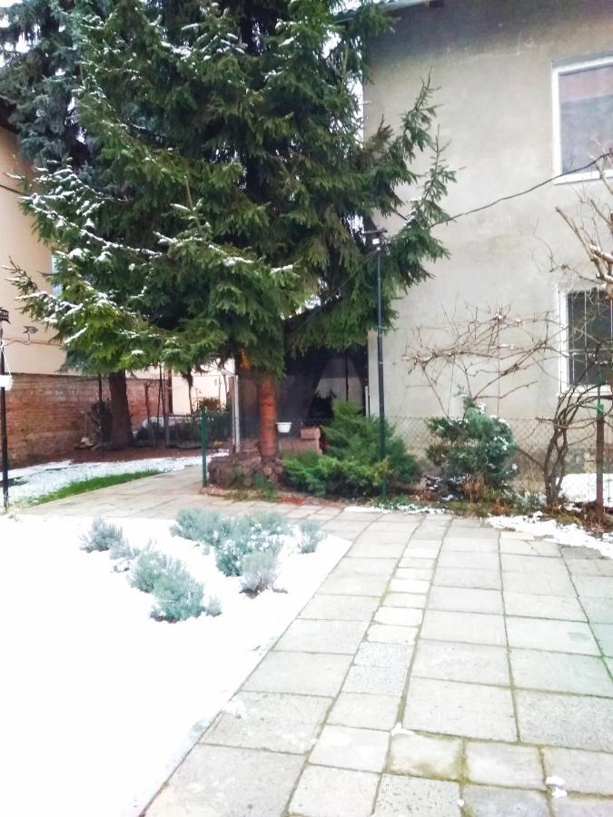 Apartment On Zaliznychna Lviv Eksteriør billede